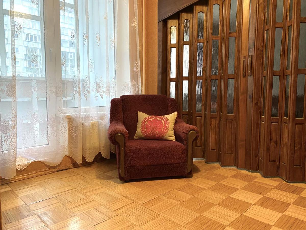 Spacious 3-Room Apartment & Parking Riga Exterior photo