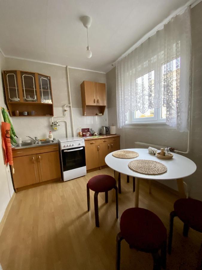 Spacious 3-Room Apartment & Parking Riga Exterior photo